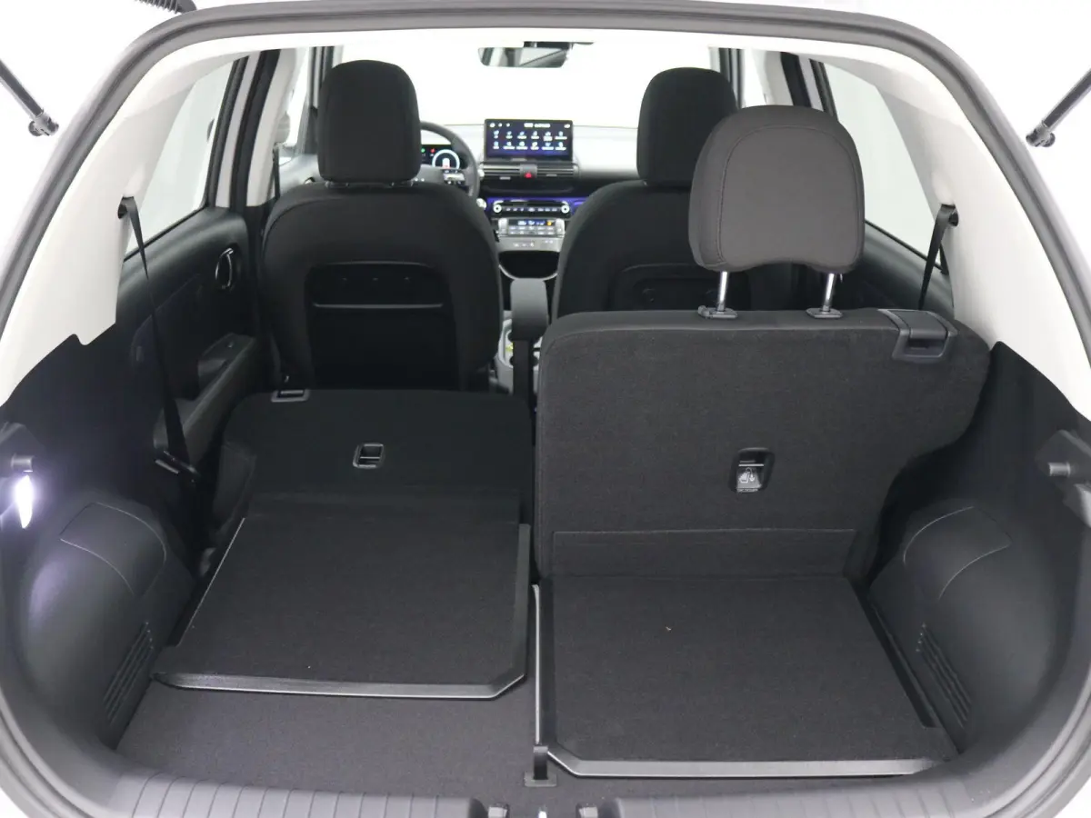 Evolve Sky 49 kWh ** Nu met  € 2.000 Voordeel ** Nieuw uit voorraad leverbaar **  / Warmtepomp / Stoel- & Stuurverwarming / Climate Control / Adaptive Cruise Control / 3 Fase /