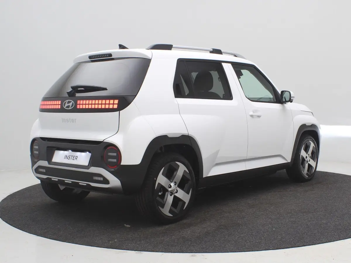 Evolve Sky 49 kWh ** Nu met  € 2.000 Voordeel ** Nieuw uit voorraad leverbaar **  / Warmtepomp / Stoel- & Stuurverwarming / Climate Control / Adaptive Cruise Control / 3 Fase /