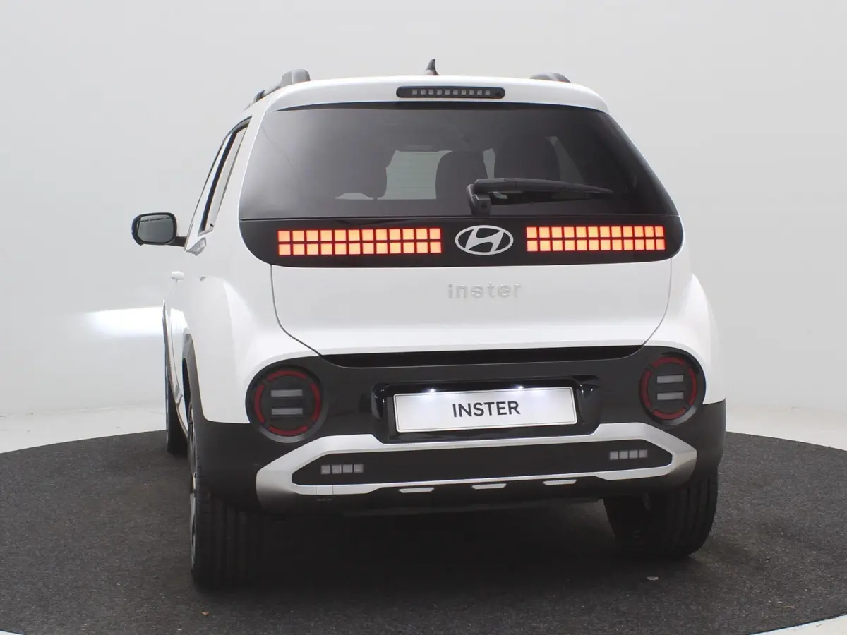 Evolve Sky 49 kWh ** Nu met  € 2.000 Voordeel ** Nieuw uit voorraad leverbaar **  / Warmtepomp / Stoel- & Stuurverwarming / Climate Control / Adaptive Cruise Control / 3 Fase /