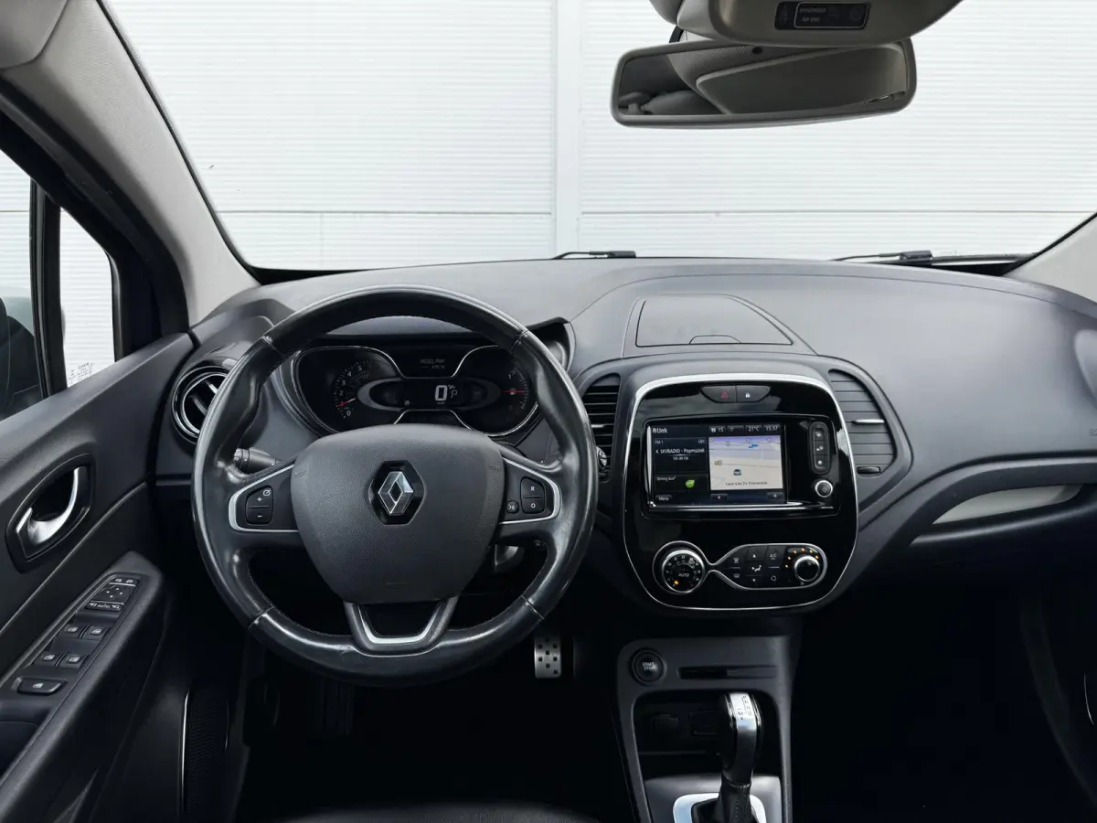 1.3 TCe Intens A/T / Pano / Navigatie / Achteruitrijcamera / Parkeer Assistent / Keyless Entry