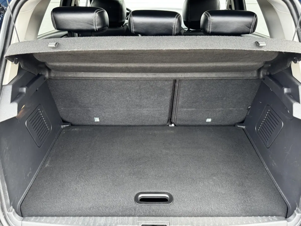 1.3 TCe Intens A/T / Pano / Navigatie / Achteruitrijcamera / Parkeer Assistent / Keyless Entry