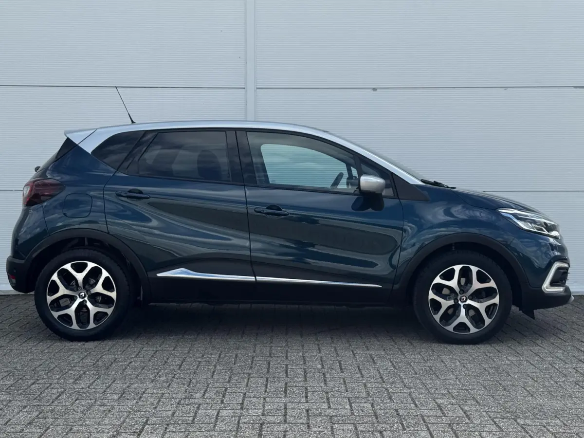 1.3 TCe Intens A/T / Pano / Navigatie / Achteruitrijcamera / Parkeer Assistent / Keyless Entry