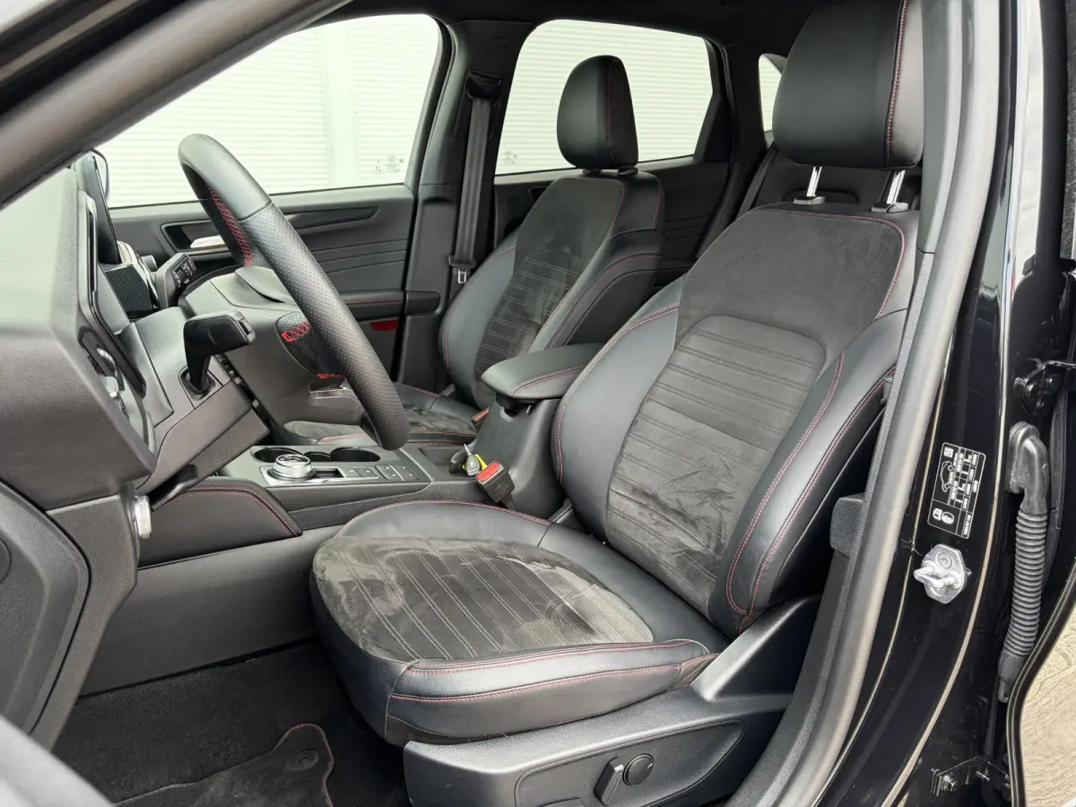 2.5 PHEV ST-Line X / Winter-pack / Airco (automatisch) / Navigatiesysteem full map /