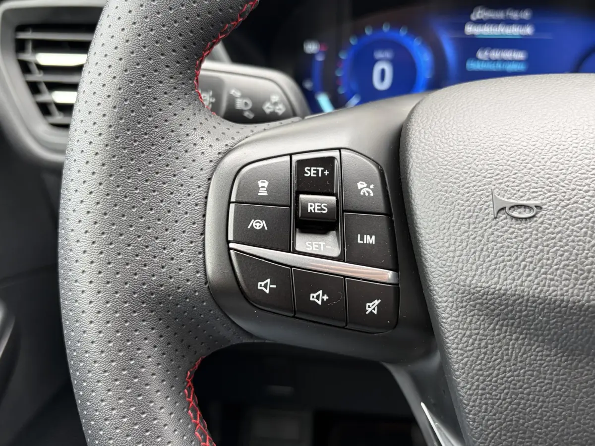 2.5 PHEV ST-Line X / Winter-pack / Airco (automatisch) / Navigatiesysteem full map /