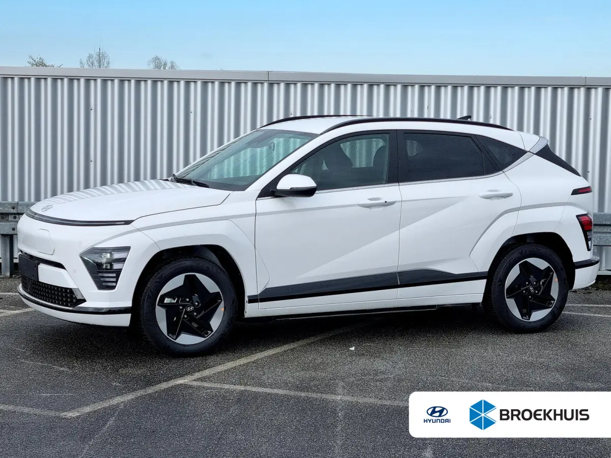 Comfort Smart 65.4 kWh WVB / Navigatie / Blind-Spot Collision-Avoidance Assist / Adaptieve Cruise Control