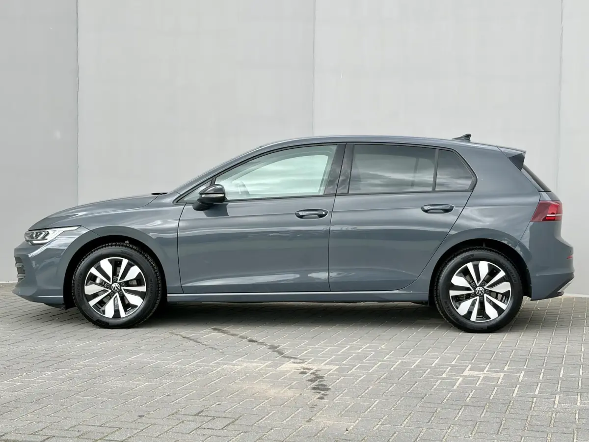 1.5 TSI R-Line Edition / Airco / Stuur & Stoelverwarming / Adaptive cruise control / hill hold / Apple Carplay Android Auto / Navigatie / PDC voor & achter / All Seasonbanden /