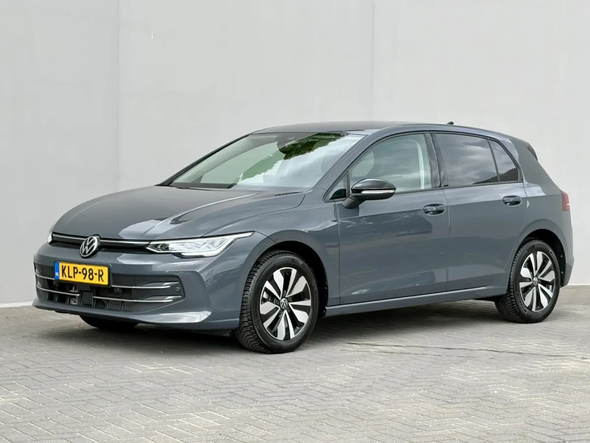 1.5 TSI R-Line Edition / Airco / Stuur & Stoelverwarming / Adaptive cruise control / hill hold / Apple Carplay Android Auto / Navigatie / PDC voor & achter / All Seasonbanden /