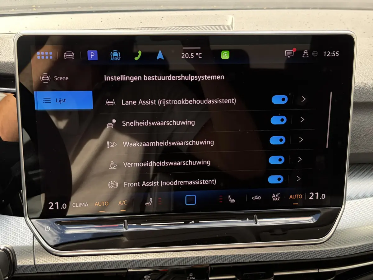 1.5 TSI R-Line Edition / Airco / Stuur & Stoelverwarming / Adaptive cruise control / hill hold / Apple Carplay Android Auto / Navigatie / PDC voor & achter / All Seasonbanden /