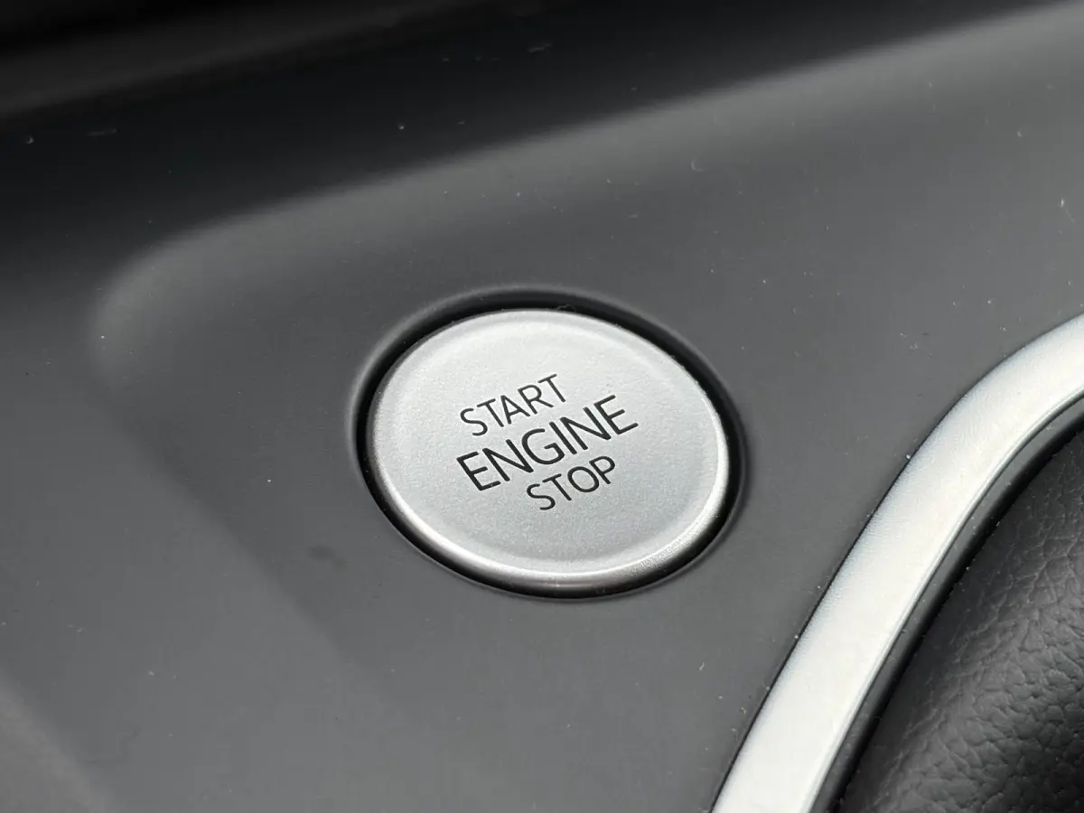 1.5 TSI R-Line Edition / Airco / Stuur & Stoelverwarming / Adaptive cruise control / hill hold / Apple Carplay Android Auto / Navigatie / PDC voor & achter / All Seasonbanden /