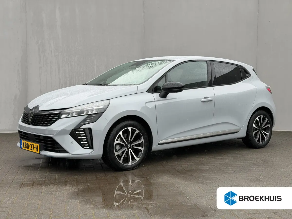 1.6 E-Tech Full Hybrid 145 techno / Fabrieksgarantie tot 04-2027 / 360 Graden Camera / Stoel & Stuurverwarming / All Season Banden / Navigatie / Apple Carplay & Android Auto /