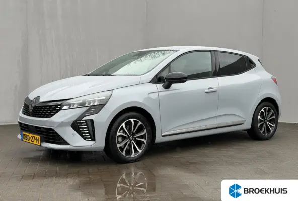1.6 E-Tech Full Hybrid 145 techno / Fabrieksgarantie tot 04-2027 / 360 Graden Camera / Stoel & Stuurverwarming / All Season Banden / Navigatie / Apple Carplay & Android Auto /