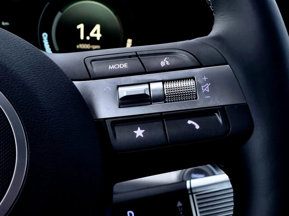 1.6 GDI HEV Comfort Smart / Voorstoelen verwarmd / Apple Carplay/Android Auto / Navigatiesysteem/