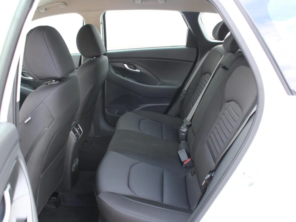 1.0 T-GDi MHEV Comfort / Navigatie + Android Auto/Apple Carplay / DAB / Climate Control / Cruise Control / Achteruitrijcamera /