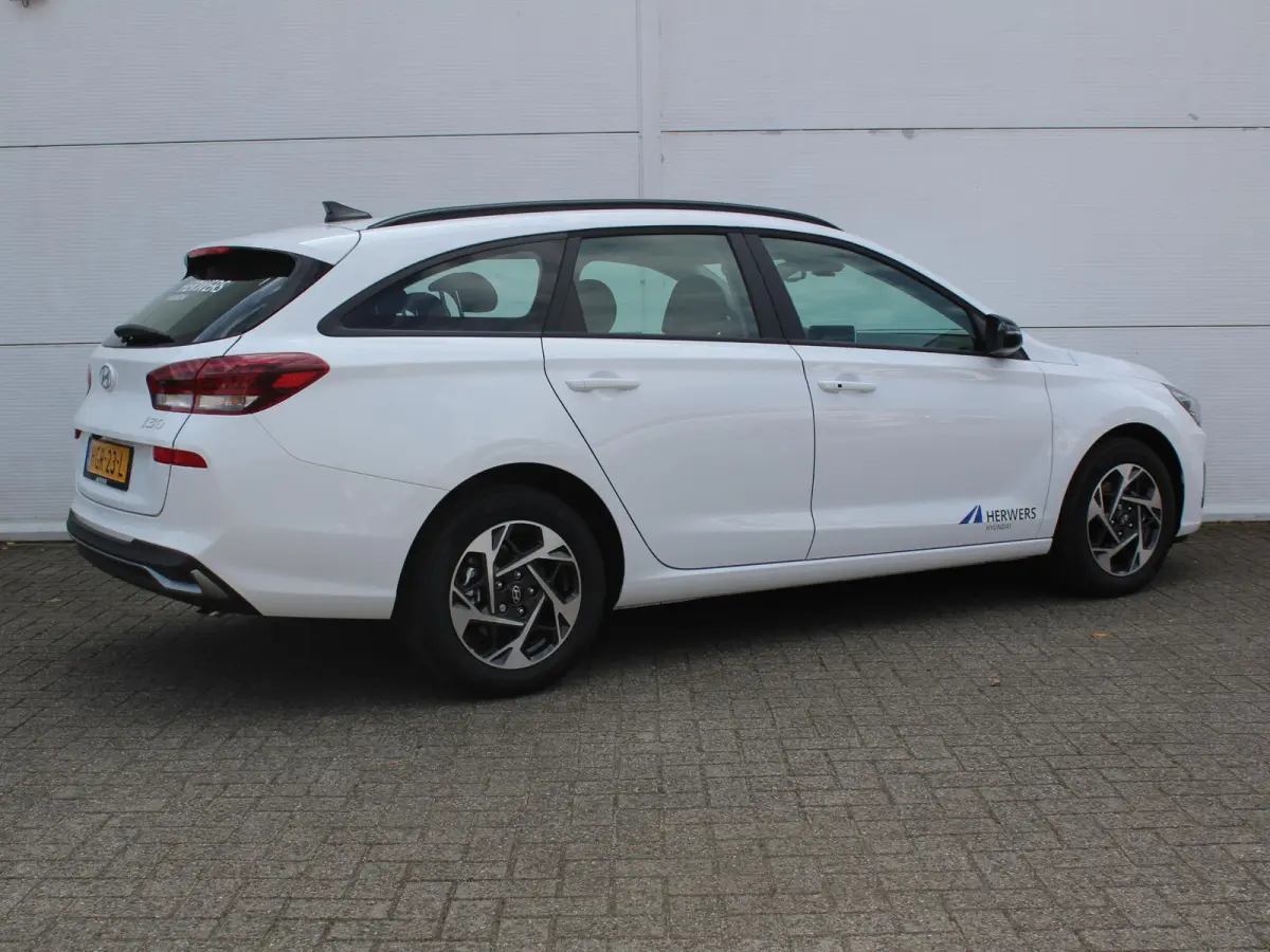 1.0 T-GDi MHEV Comfort / Navigatie + Android Auto/Apple Carplay / DAB / Climate Control / Cruise Control / Achteruitrijcamera /