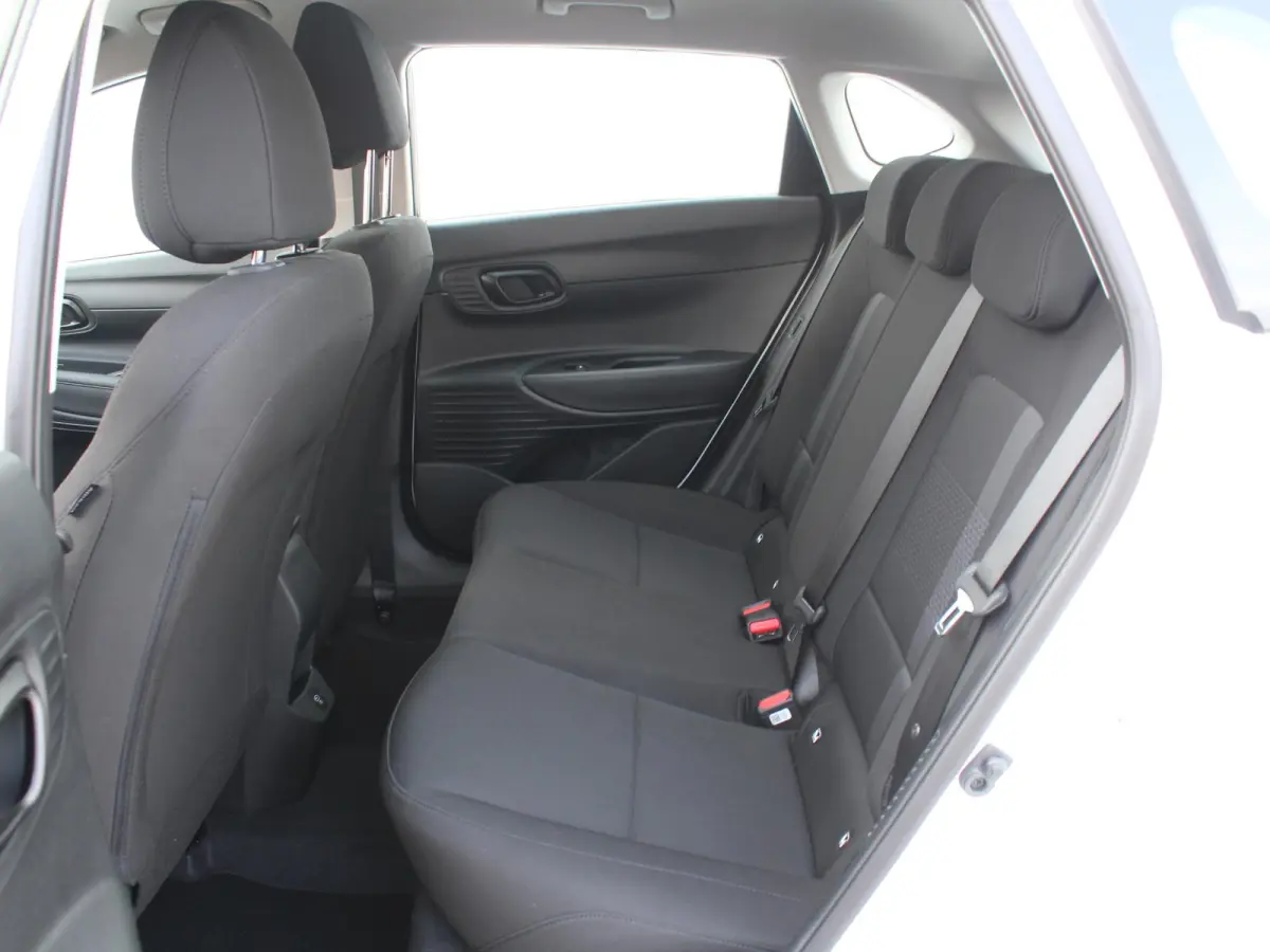 1.0 T-GDI Comfort Smart / Navigatie + Apple Carplay/Android Auto / Cruise Control / Airco / Achteruitrijcamera / Bluetooth /