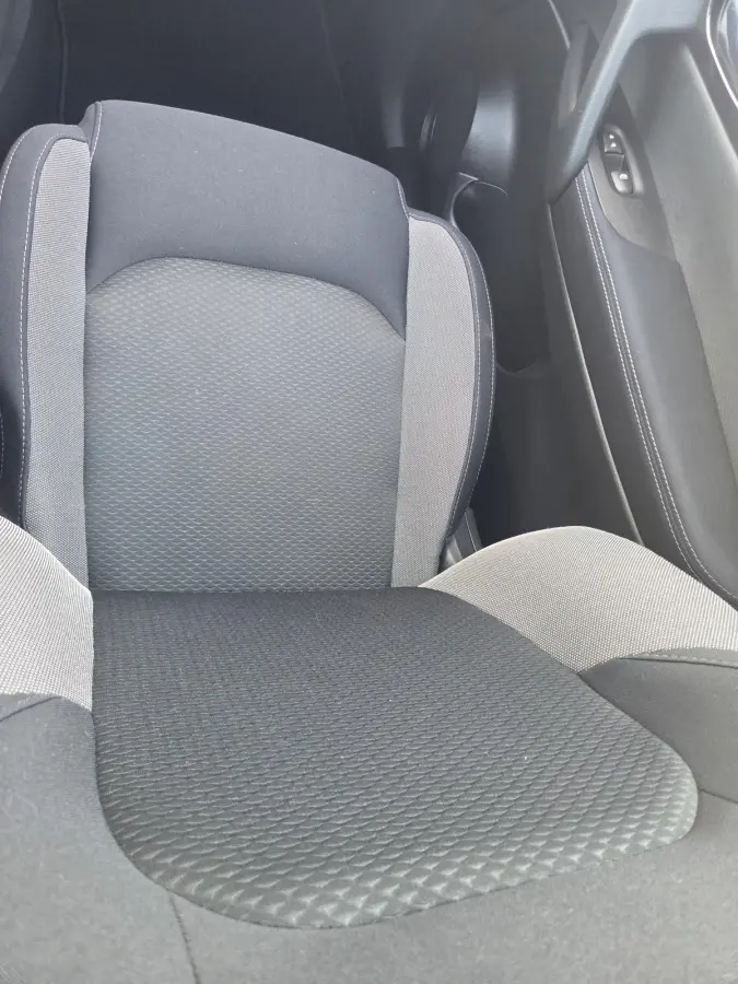1.3 DIG-T Design Edition / Airco (automatisch) / Cruise control / Panoramadak / Navigatiesysteem full map /