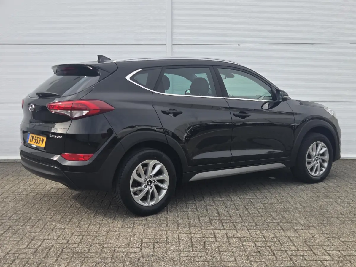 1.6 GDi Comfort / Achterbank verwarmd / Airco / Cruise control
