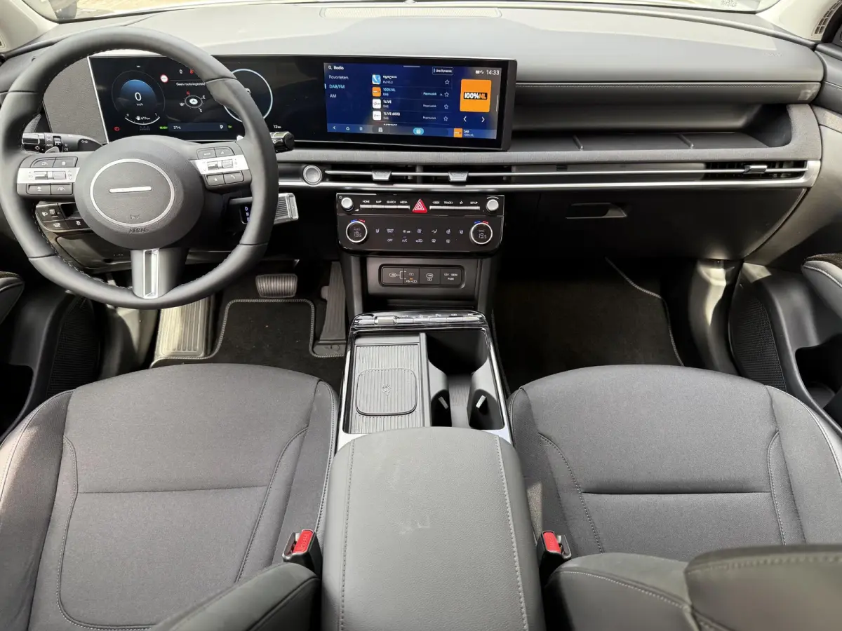 1.6 T-GDI PHEV Comfort Smart / Elektrische Achterklep / Stoel+Stuur Verwarming / Achteruitrij Camera / Keyless / Navigatie /