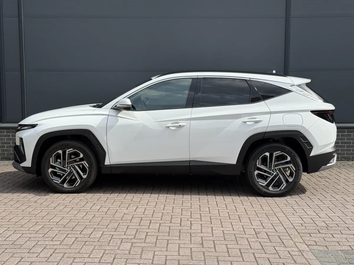 1.6 T-GDI PHEV Comfort Smart / Elektrische Achterklep / Stoel+Stuur Verwarming / Achteruitrij Camera / Keyless / Navigatie /