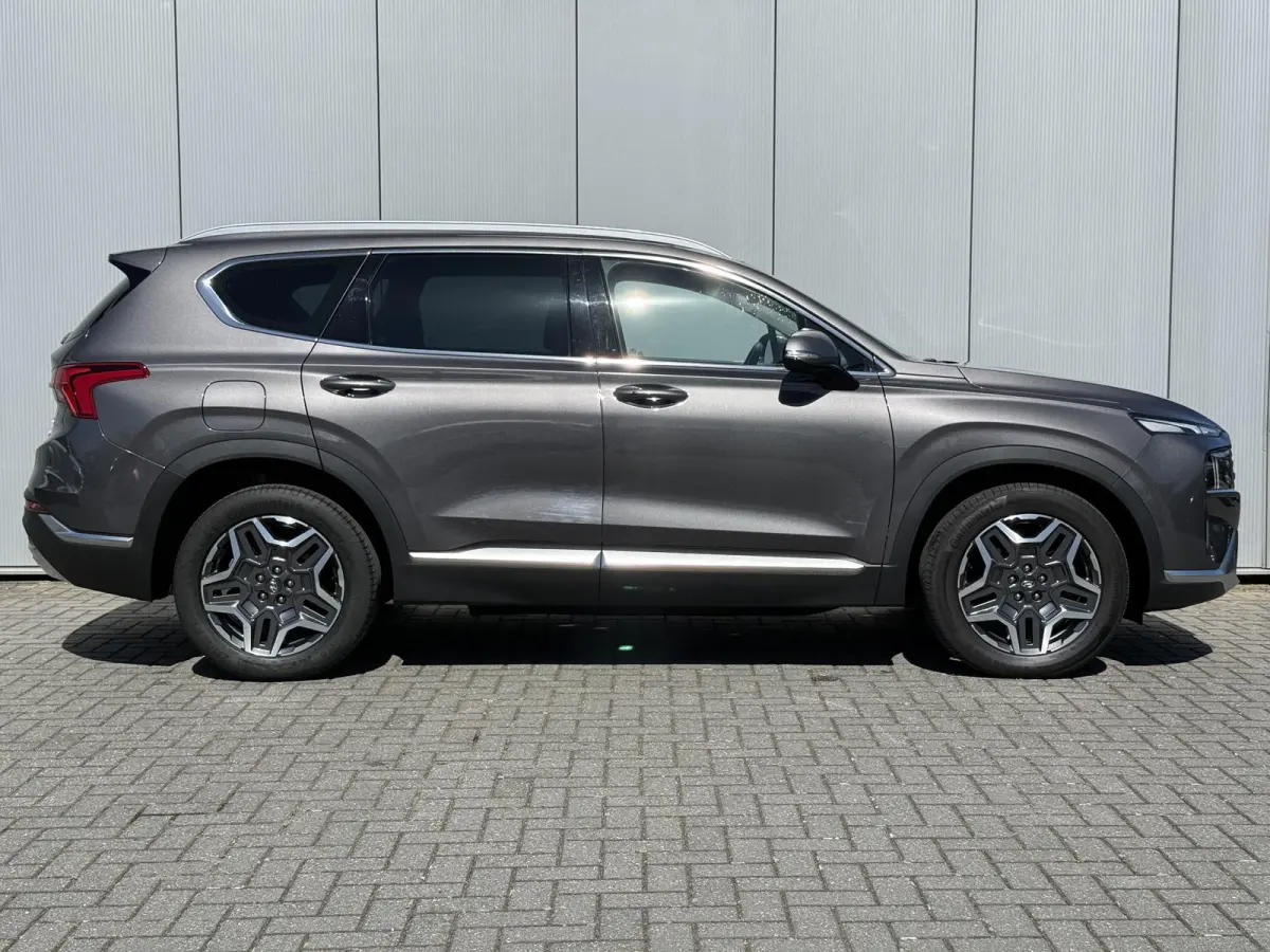 1.6 T-GDI PHEV Premium / AWD / Fabrieksgarantie tot 1/7/2027 / Dealer onderhouden  / EAER 58km / Apple Carplay Android Auto / Adaptief CC / Achteruitrijcamera / Stuur- Stoel en Achterbankver