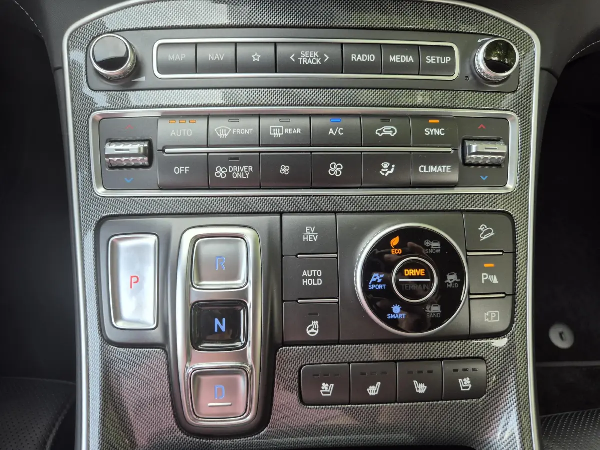 1.6 T-GDI PHEV Premium / AWD / Fabrieksgarantie tot 1/7/2027 / Dealer onderhouden  / EAER 58km / Apple Carplay Android Auto / Adaptief CC / Achteruitrijcamera / Stuur- Stoel en Achterbankver