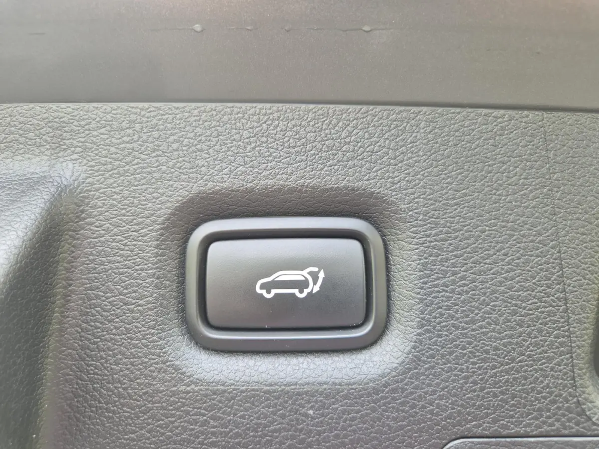 1.6 T-GDI PHEV Premium / AWD / Fabrieksgarantie tot 1/7/2027 / Dealer onderhouden  / EAER 58km / Apple Carplay Android Auto / Adaptief CC / Achteruitrijcamera / Stuur- Stoel en Achterbankver