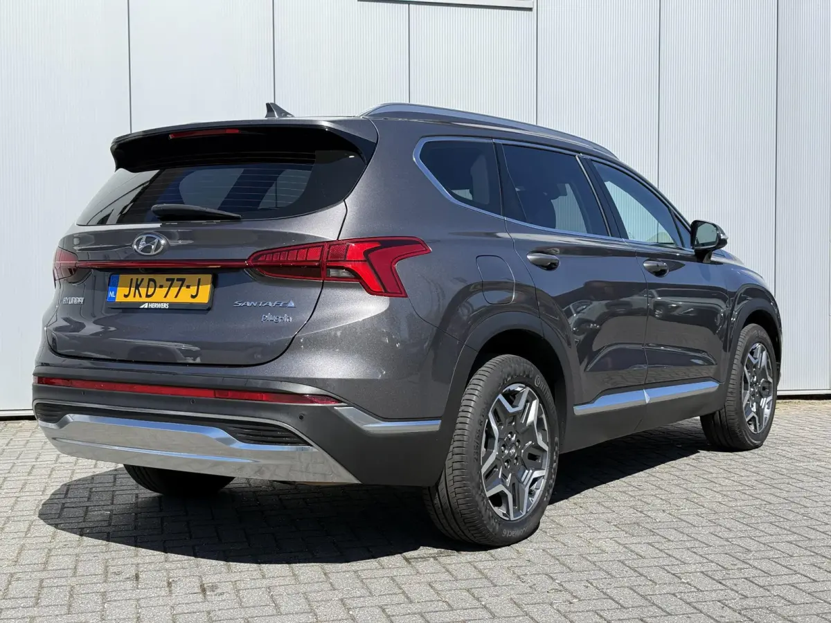 1.6 T-GDI PHEV Premium / AWD / Fabrieksgarantie tot 1/7/2027 / Dealer onderhouden  / EAER 58km / Apple Carplay Android Auto / Adaptief CC / Achteruitrijcamera / Stuur- Stoel en Achterbankver
