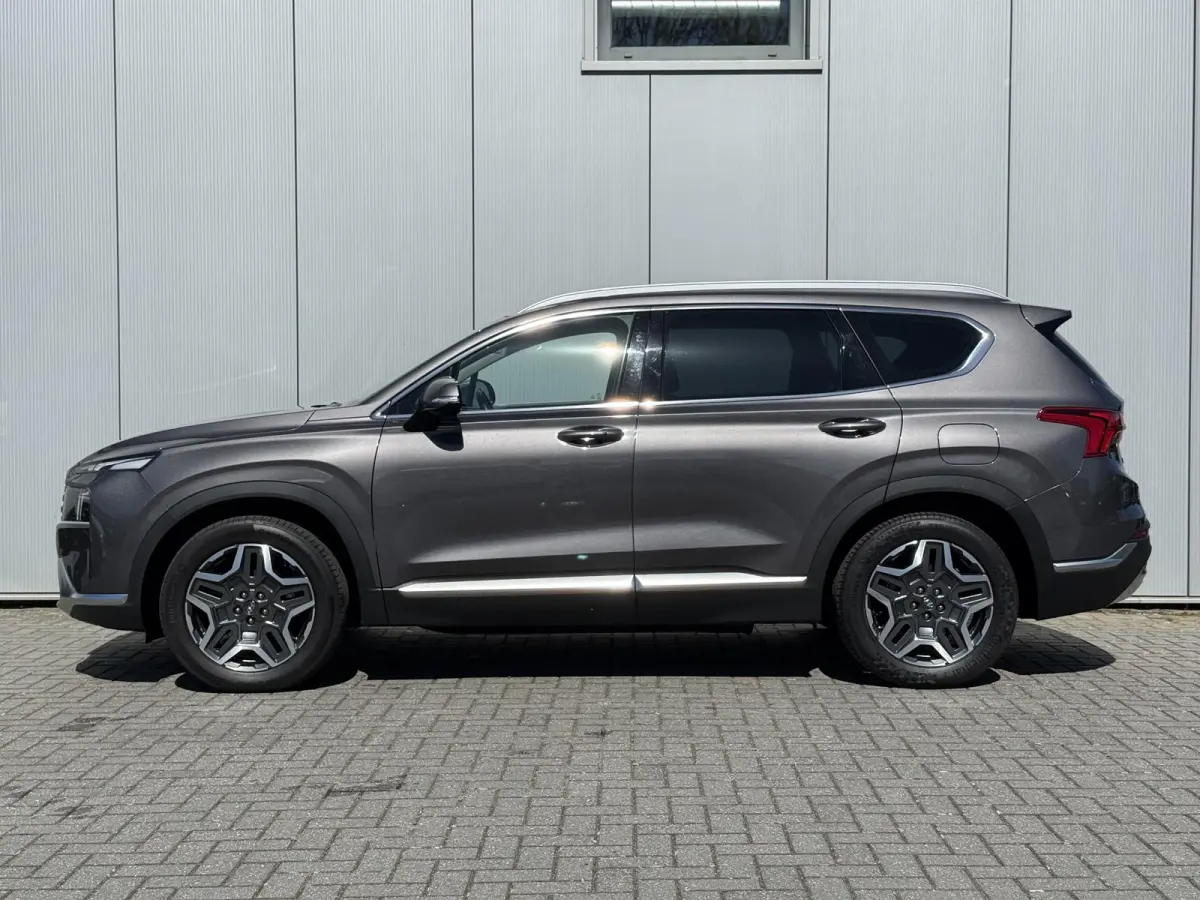 1.6 T-GDI PHEV Premium / AWD / Fabrieksgarantie tot 1/7/2027 / Dealer onderhouden  / EAER 58km / Apple Carplay Android Auto / Adaptief CC / Achteruitrijcamera / Stuur- Stoel en Achterbankver