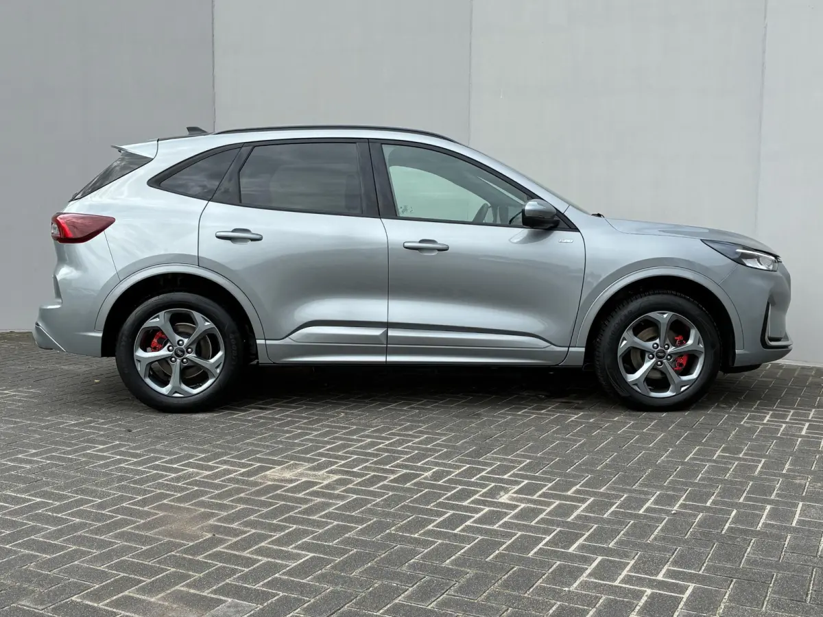 2.5 PHEV ST-Line X / Fabrieksgarantie t/m 02-2029 / WINTER-PACK / Trekgewicht 2.100 KG / Elektisch schuif-/kanteldak / Achteruitrijcamera / Navigatie / Apple Carplay/Android Auto / B&O Audio