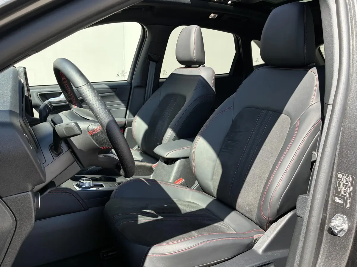 2.5 PHEV ST-Line X / Fabrieksgarantie t/m 02-2029 / WINTER-PACK / Trekgewicht 2.100 KG / Elektisch schuif-/kanteldak / Achteruitrijcamera / Navigatie / Apple Carplay/Android Auto / B&O Audio