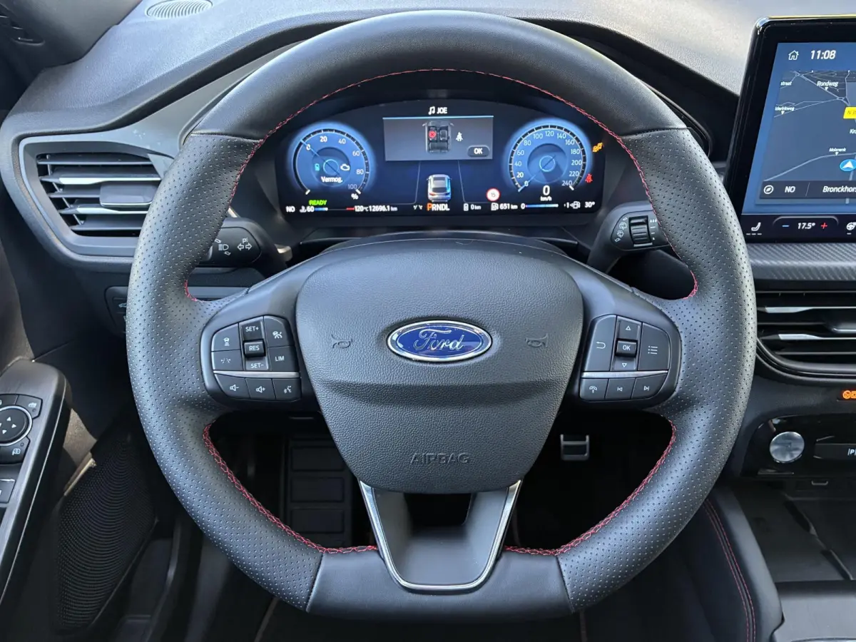 2.5 PHEV ST-Line X / Fabrieksgarantie t/m 02-2029 / WINTER-PACK / Trekgewicht 2.100 KG / Elektisch schuif-/kanteldak / Achteruitrijcamera / Navigatie / Apple Carplay/Android Auto / B&O Audio