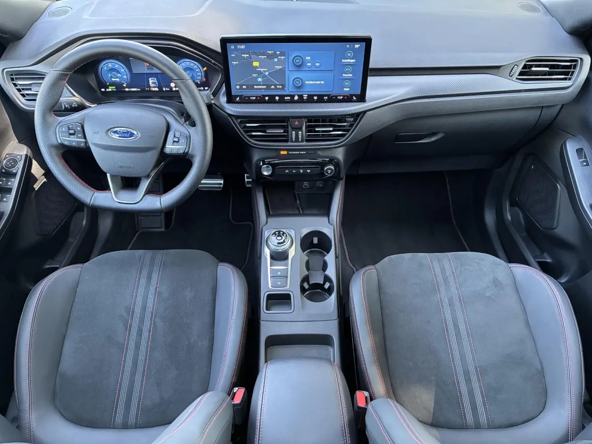 2.5 PHEV ST-Line X / Fabrieksgarantie t/m 02-2029 / WINTER-PACK / Trekgewicht 2.100 KG / Elektisch schuif-/kanteldak / Achteruitrijcamera / Navigatie / Apple Carplay/Android Auto / B&O Audio
