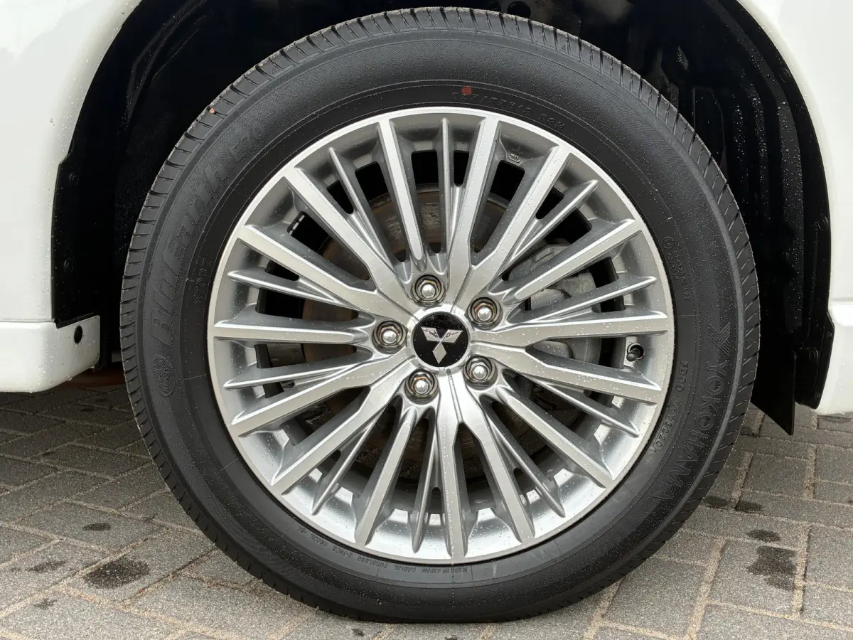 2.4 PHEV S-Edition / Elektrische achterklep / Trekgewicht 1500 kg / Rondomzicht camera / cruise control / Keyless Entry/Start / Stuur-& Stoelverwarming /