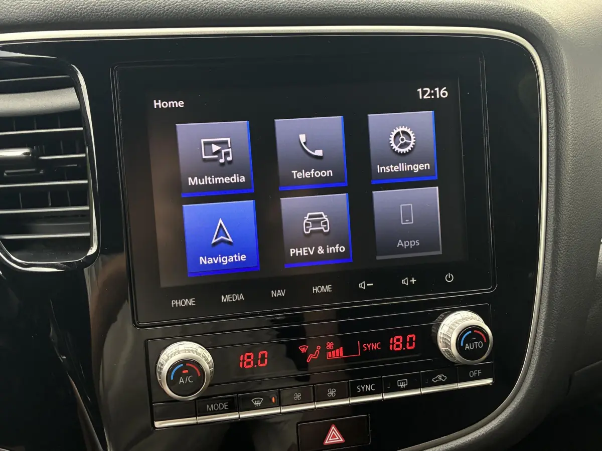 2.4 PHEV S-Edition / Elektrische achterklep / Trekgewicht 1500 kg / Rondomzicht camera / cruise control / Keyless Entry/Start / Stuur-& Stoelverwarming /