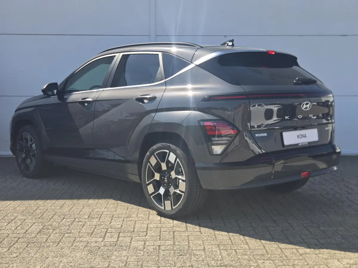 Premium 64.8 kWh ** nieuw uit voorraad leverbaar **
