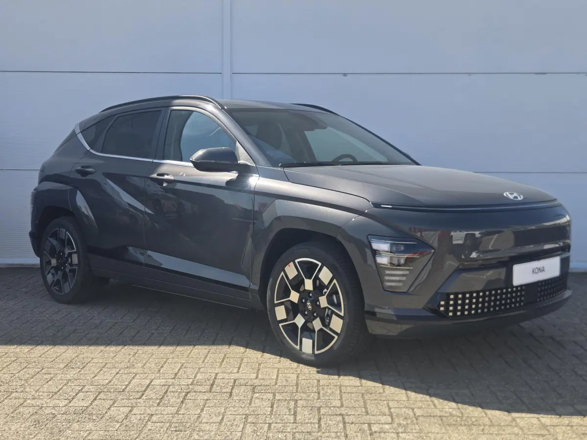 Premium 64.8 kWh ** nieuw uit voorraad leverbaar **