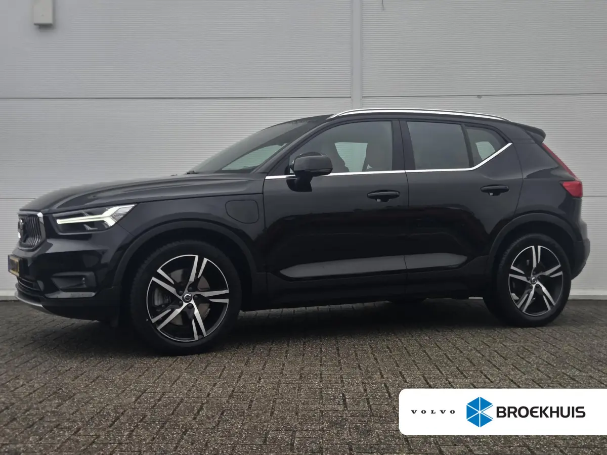 1.5 T5 R-Design Expression / Leder interieur / Stoelverwarming / Elektrisch verstelbare stoel + Geheugenfunctie / DAB+