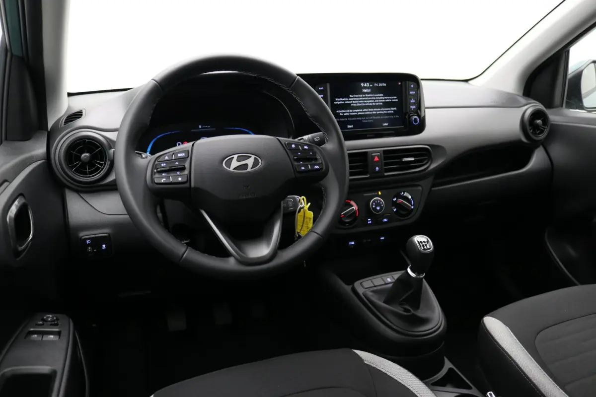 1.0 Comfort Smart / Navigatie / Camera / Apple Carplay & Android Auto / Bluetooth / Airco /