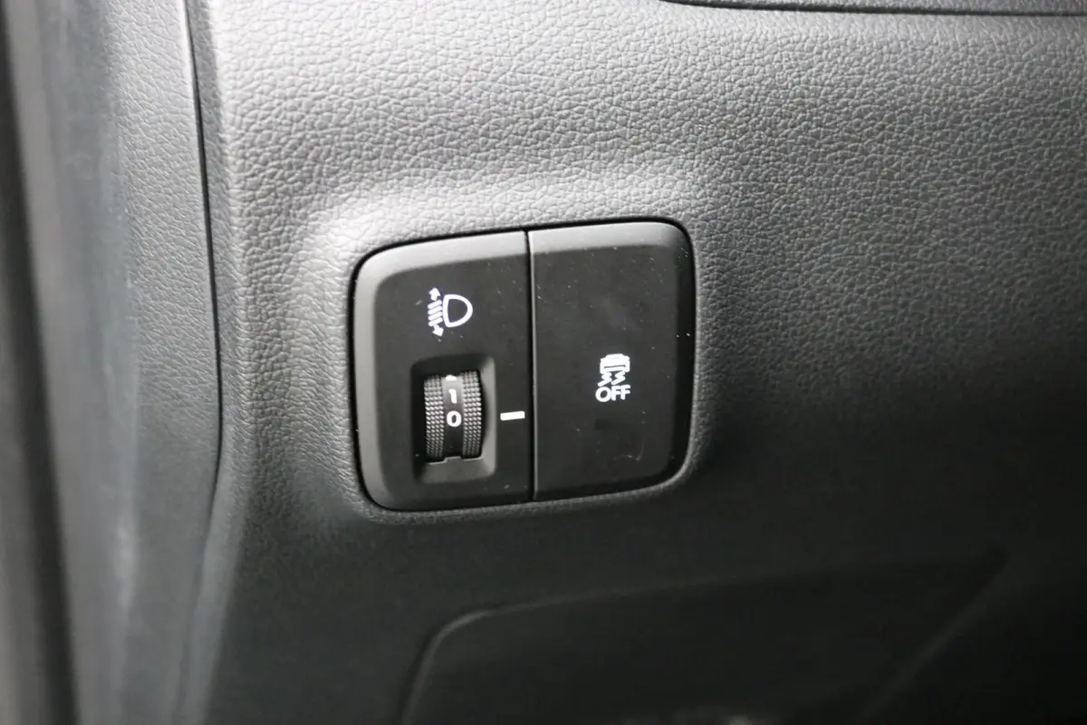 1.0 Comfort Smart / Navigatie / Camera / Apple Carplay & Android Auto / Bluetooth / Airco /