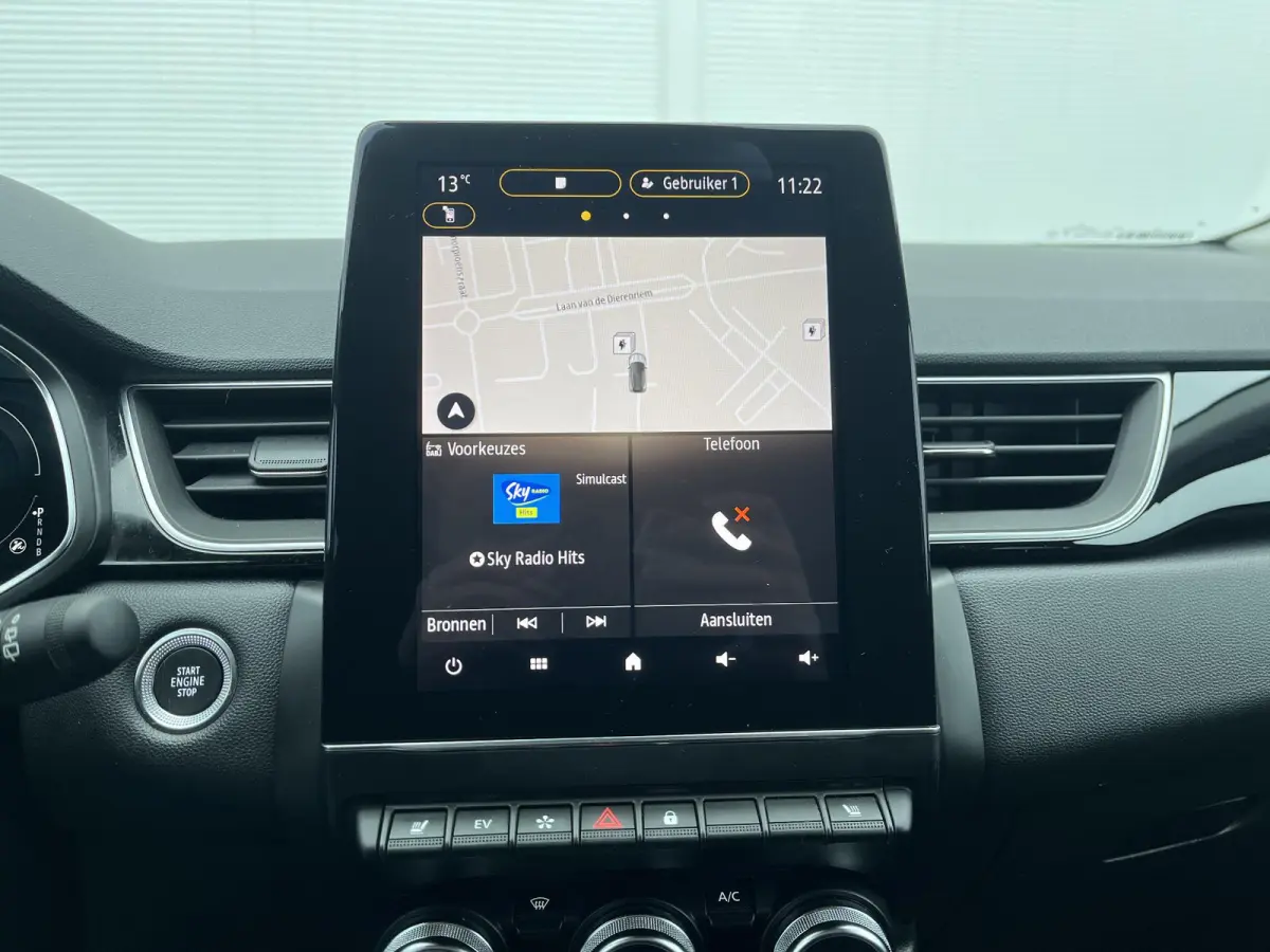 1.6 PHEV AT First Edition / Apple Carplay/Android Auto / Lichtmetalen velgen 18"/ Voorstoelen verwarmd /