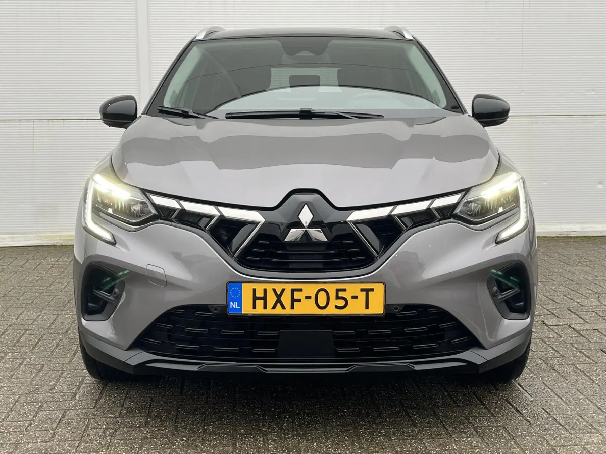 1.6 PHEV AT First Edition / Apple Carplay/Android Auto / Lichtmetalen velgen 18"/ Voorstoelen verwarmd /