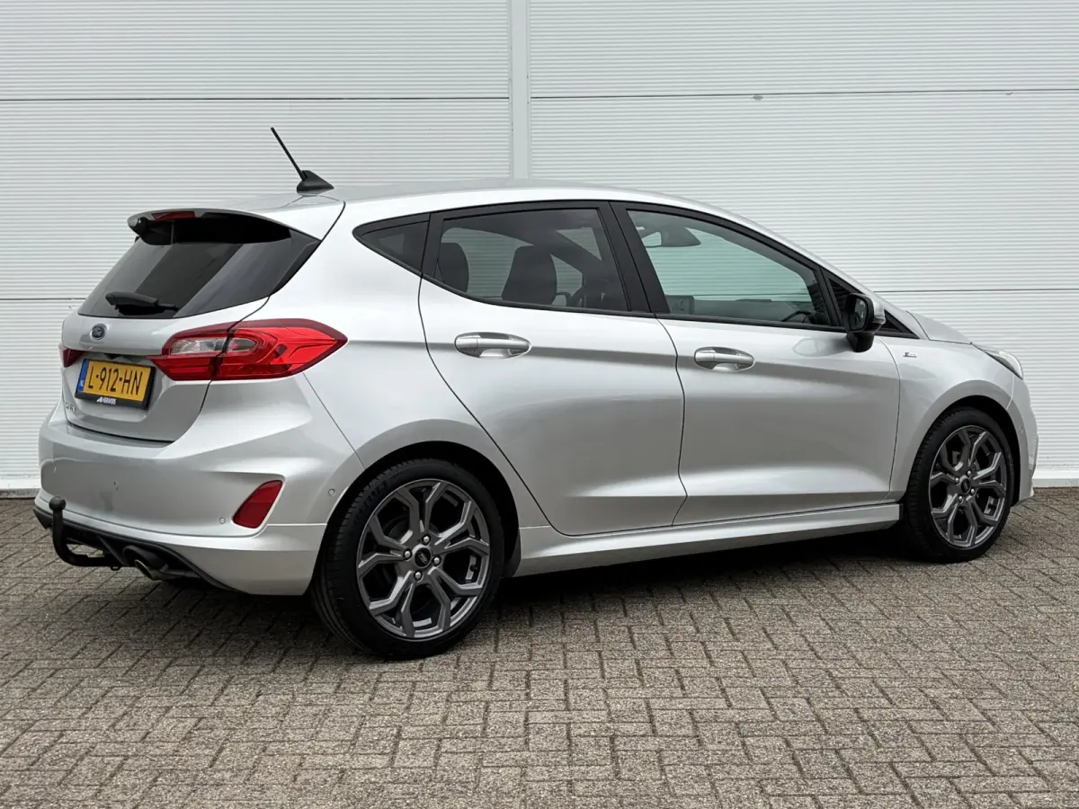 1.0 EcoBoost ST-Line X / Trekhaak (  1000 kg ) / Apple Carplay/Android Auto / Stoel en stuur verwarming /