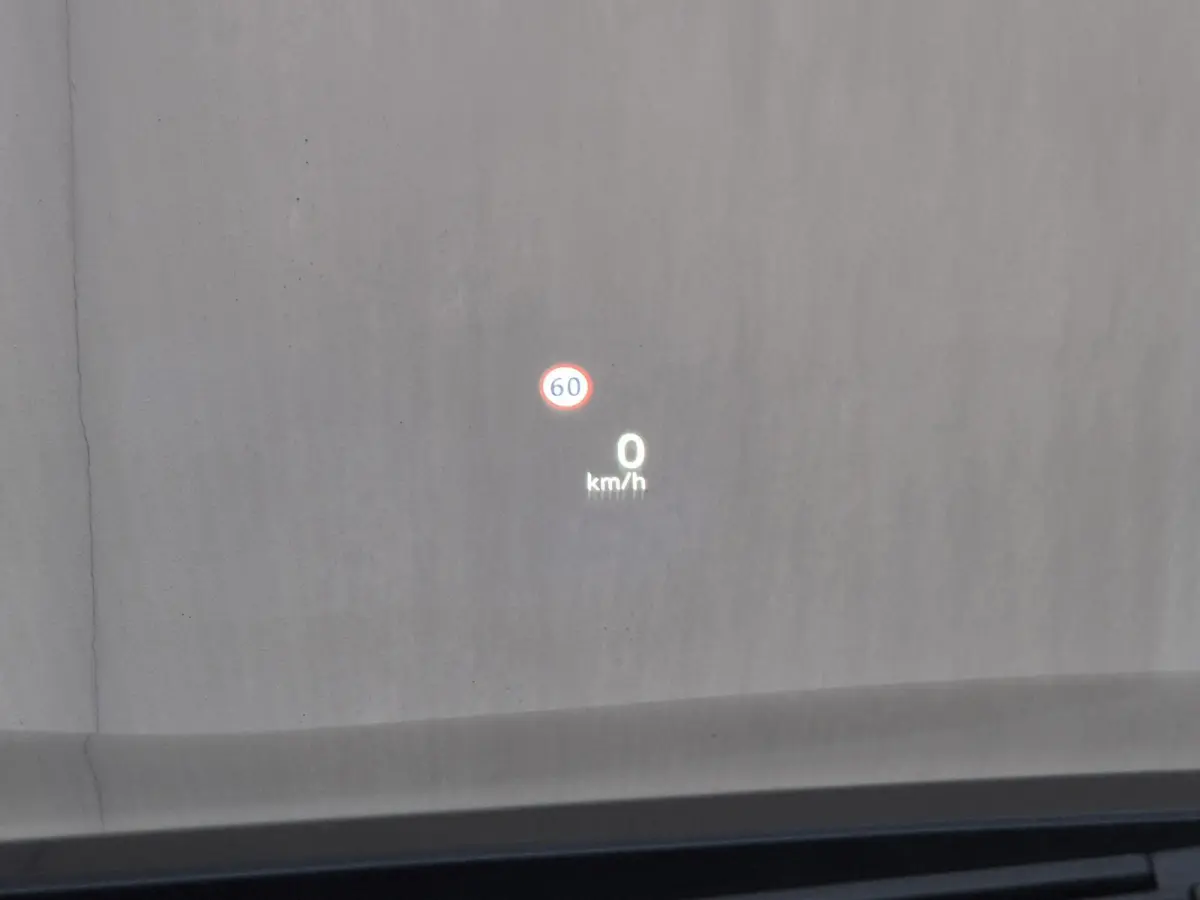 1.5 e-Power Tekna / Fabrieksgarantie tot 05-2028 / Dealer onderhouden / All Season banden / Stuur-, Stoel en Achterbank verwarming / Head Up Display / Elektrische achterklep / Rondomzicht ca