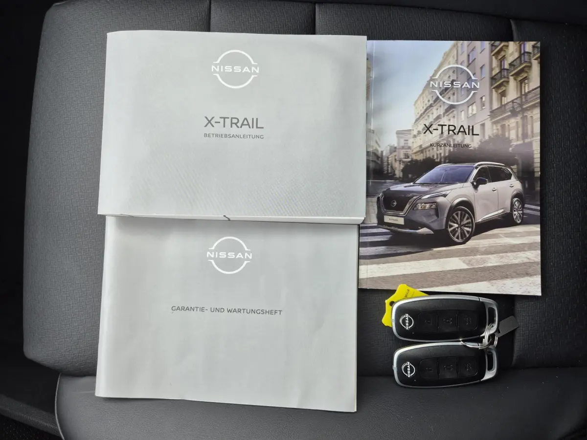 1.5 e-Power Tekna / Fabrieksgarantie tot 05-2028 / Dealer onderhouden / All Season banden / Stuur-, Stoel en Achterbank verwarming / Head Up Display / Elektrische achterklep / Rondomzicht ca