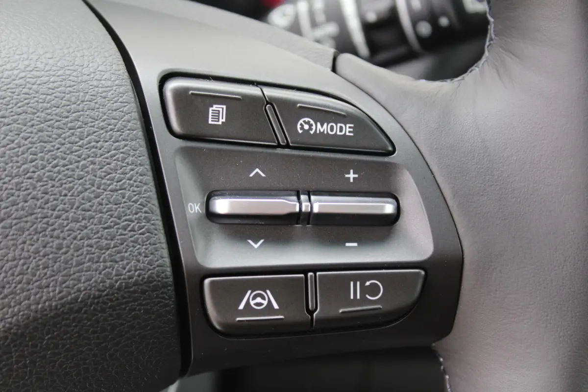 1.0 T-GDi MHEV Comfort Smart / Navigatie + Apple Carplay/Android Auto / Climate Control / Achteruitrijcamera / Climate Control / Keyless Entry & Start /