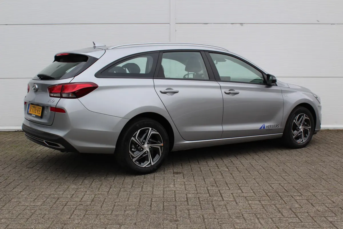 1.0 T-GDi MHEV Comfort Smart / Navigatie + Apple Carplay/Android Auto / Climate Control / Achteruitrijcamera / Climate Control / Keyless Entry & Start /