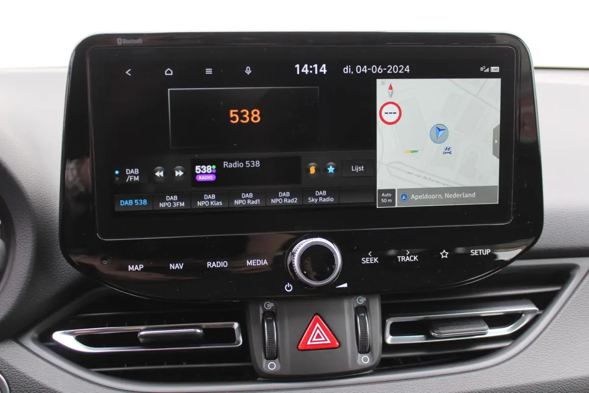 1.0 T-GDi MHEV Comfort Smart / Navigatie + Apple Carplay/Android Auto / Climate Control / Achteruitrijcamera / Climate Control / Keyless Entry & Start /