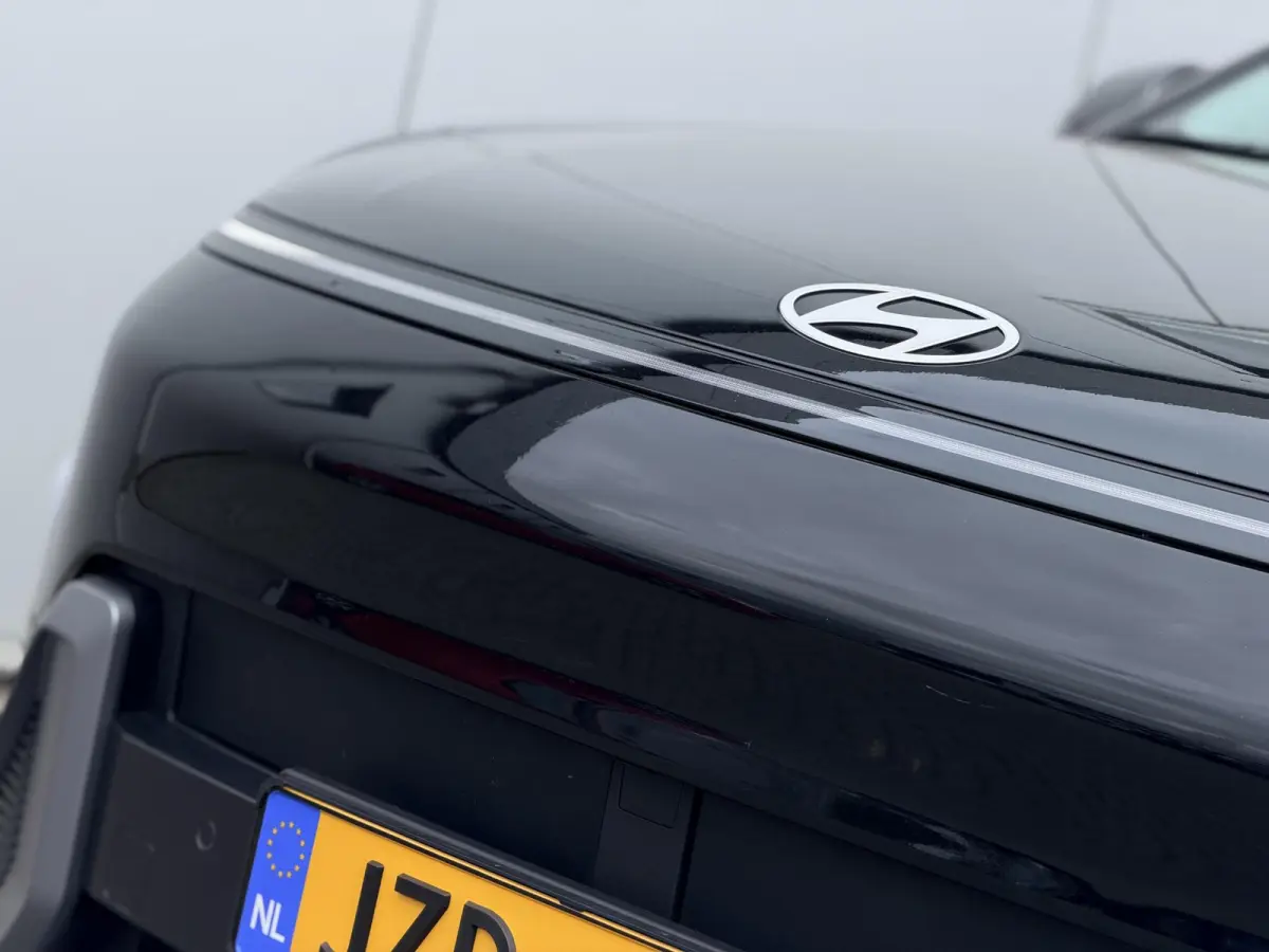 1.6 GDI HEV Comfort Smart / Fabrieksgarantie tot 2-2030 / Stoel- & Stuurverwarming / Navigatie / Achteruitrijcamera / Adaptive Cruise Control / Climate Control / LED Verlichting /