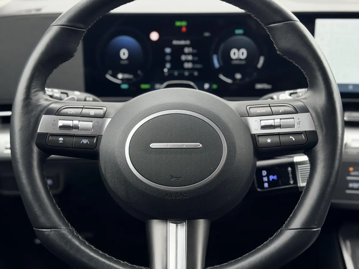 1.6 GDI HEV Comfort Smart / Fabrieksgarantie tot 2-2030 / Stoel- & Stuurverwarming / Navigatie / Achteruitrijcamera / Adaptive Cruise Control / Climate Control / LED Verlichting /