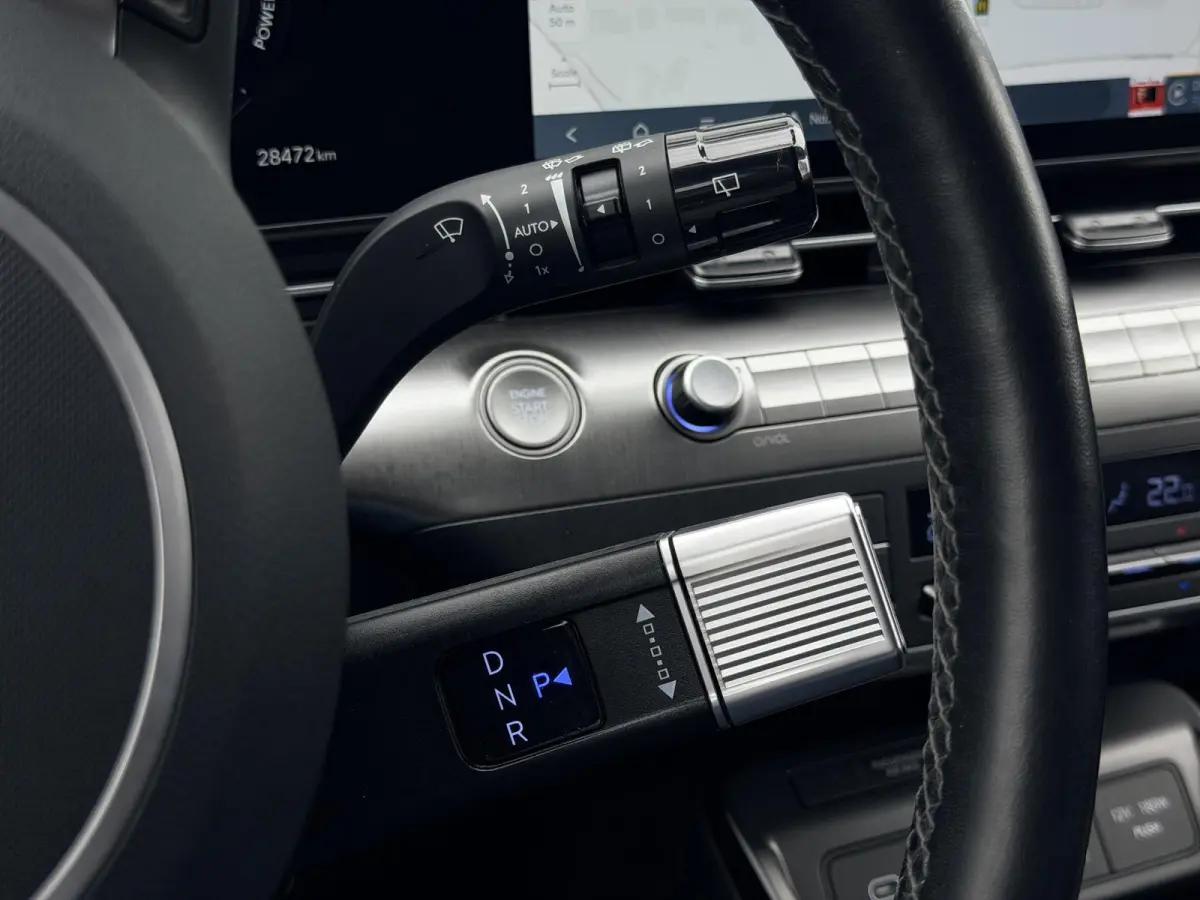 1.6 GDI HEV Comfort Smart / Fabrieksgarantie tot 2-2030 / Stoel- & Stuurverwarming / Navigatie / Achteruitrijcamera / Adaptive Cruise Control / Climate Control / LED Verlichting /